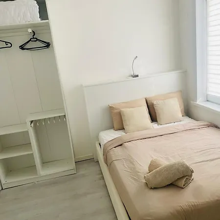 Ferienhaus Maison 8 Personnes 4 Douches Privatives Roubaix